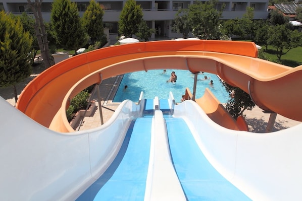 Waterslide - Cats Garden Apart Hotel (Manavgat)