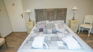 Habitación (Shabby Chic) | Decoración personalizada, muebles diferentes y escritorio