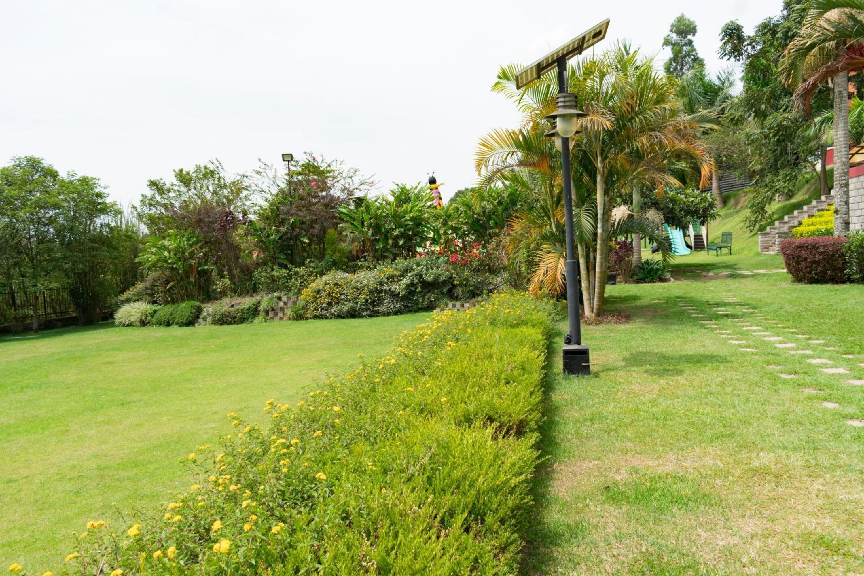 Khuôn viên nơi lưu trú