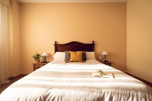 Double Room | Soundproofing, free WiFi, bed sheets - Hospedium Hostal Sierra del Agua (Paterna del Madera)