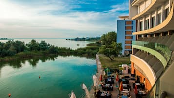 Twin Room, 2 Single Beds, Balcony, Lakeside