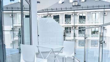 Studio | Pemandangan dari kamar