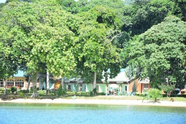 Property grounds - Mirembe Resort Beach Hotel (Bugala Island)