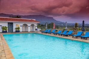 Piscina externa