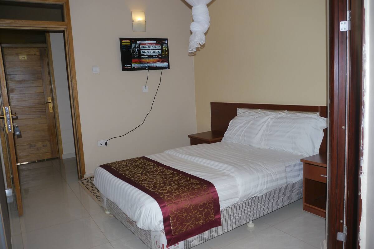 Double Room | WiFi (free)