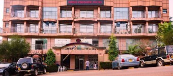 Super Paradise Hotel