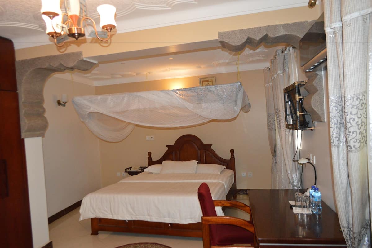 1 quarto, escrivaninha, quartos à prova de som, Wi-Fi de cortesia