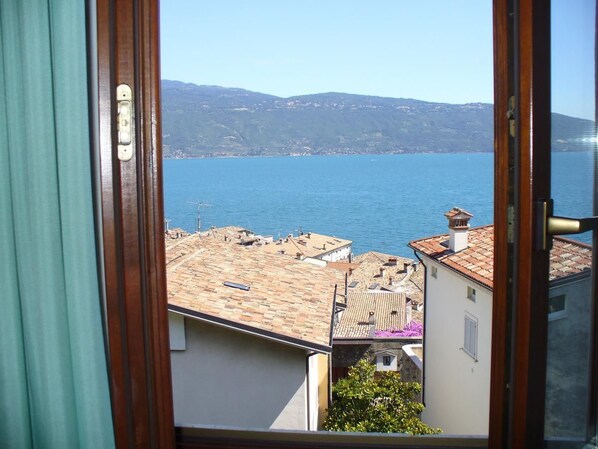 Työpöytä, vauvansängyt, ilmainen Wi-Fi