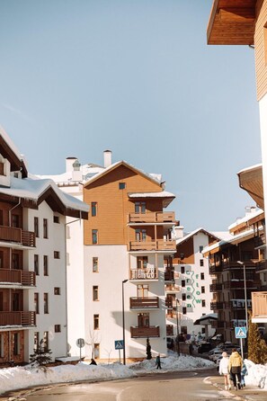 Exterior - Hotel 28 (The Mountain Olympic Village)