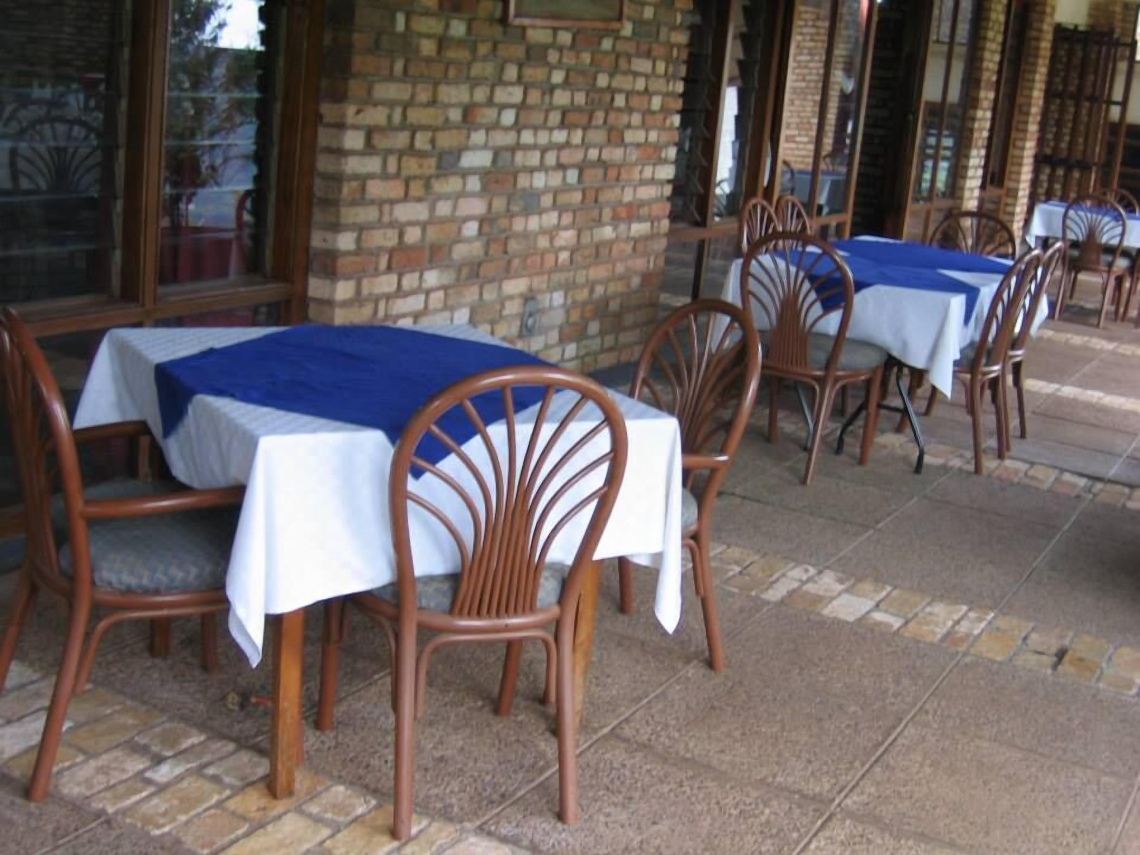 Breakfast, lunch, dinner served; local and international cuisine 