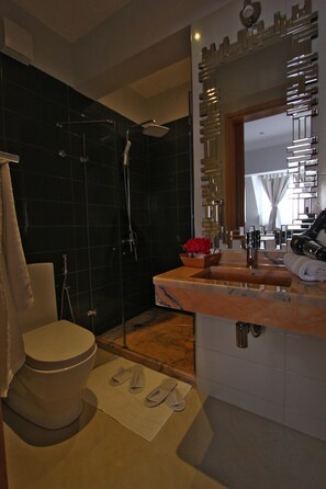 Bathroom - Moreno`s Boutique Hotel (São Vicente)