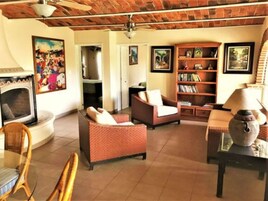 Family Villa, 2 Bedrooms | Living area