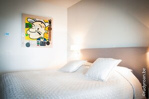 2 bedrooms, in-room safe, iron/ironing board, free WiFi - Luxury apartment near Estepona at Finca de Cortesin golf resort (Casares)