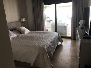 2 habitaciones y caja de seguridad en la habitación 