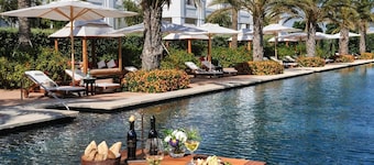Luxury apartment near Estepona at Finca de Cortesin golf resort