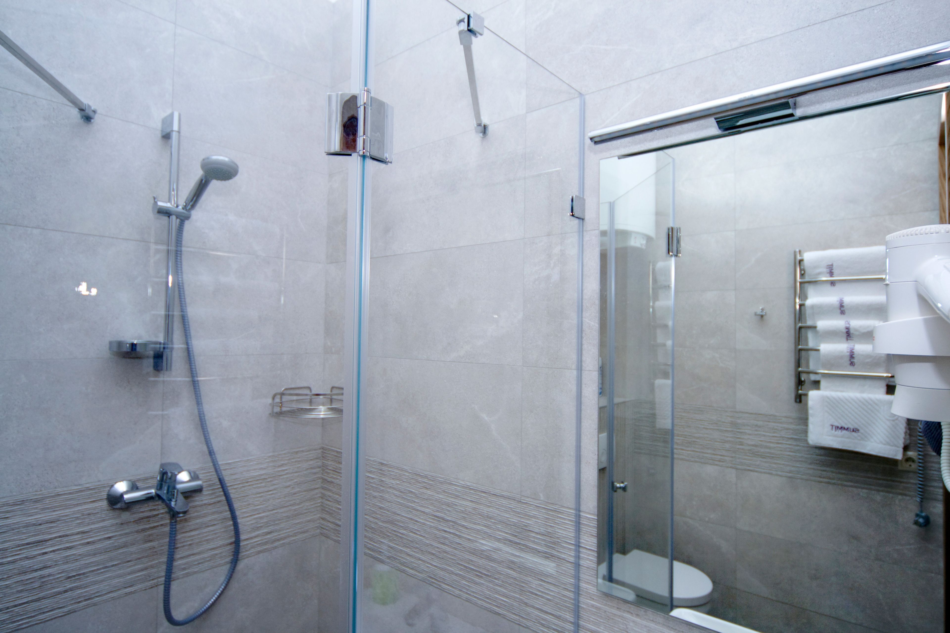 Studio | Bathroom | Slippers, towels