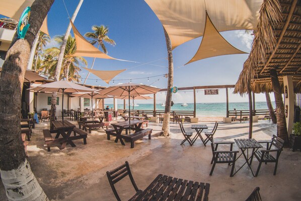 Daily cooked-to-order breakfast for a fee