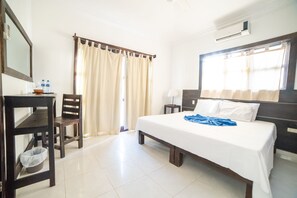 Premium bedding, in-room safe, desk, free WiFi