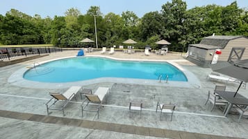 Seasonal outdoor pool