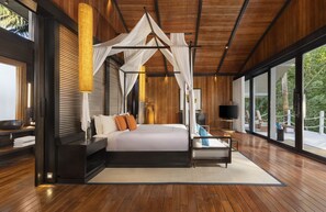 Deluxe Villa Mangrove Facing | Hypo-allergenic bedding, minibar, in-room safe, blackout drapes