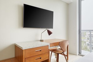 Interior - Circ Hotel (Hollywood)