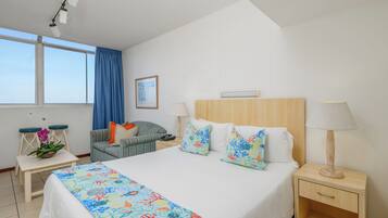 One Bedroom Sea View Apartment | In-room safe, soundproofing, free cribs/infant beds