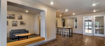 Extended Stay America Select Suites Tampa Brandon East