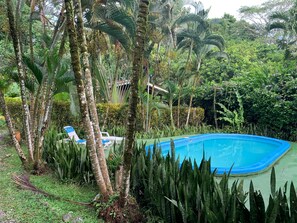 Utomhuspool
