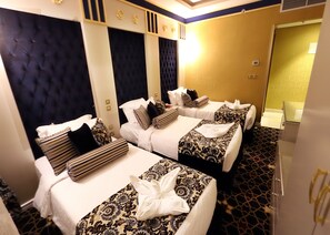 Tremannsrom – standard | Minibar, safe på rommet, lydisolert og strykejern/-brett