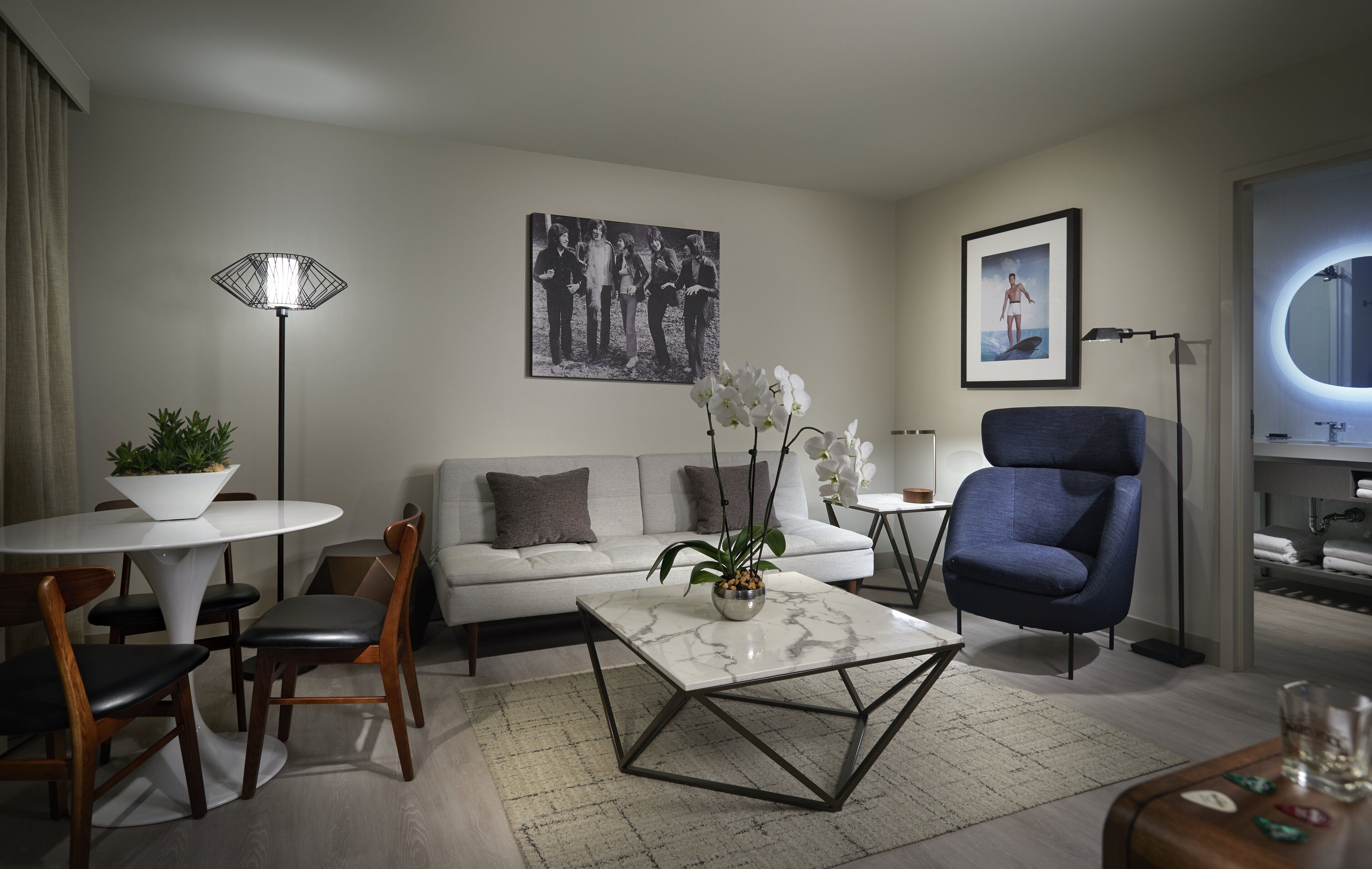 courtyard suite king | premium bedding, in-room safe, individually decorated