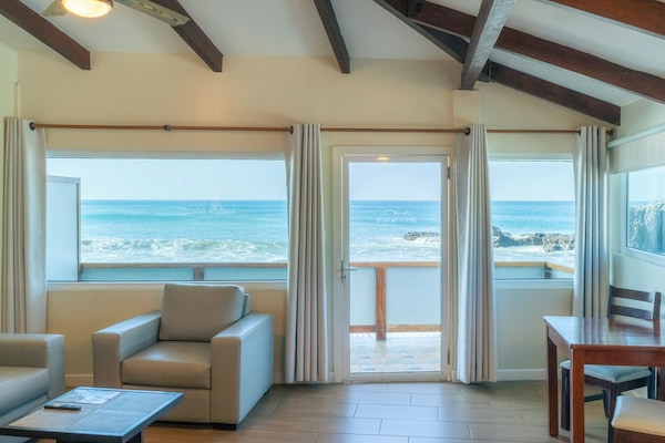 Triple Room, Sea View | Living area | Flat-screen TV