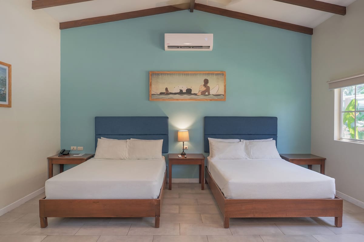 Chambre Double Standard, vue piscine