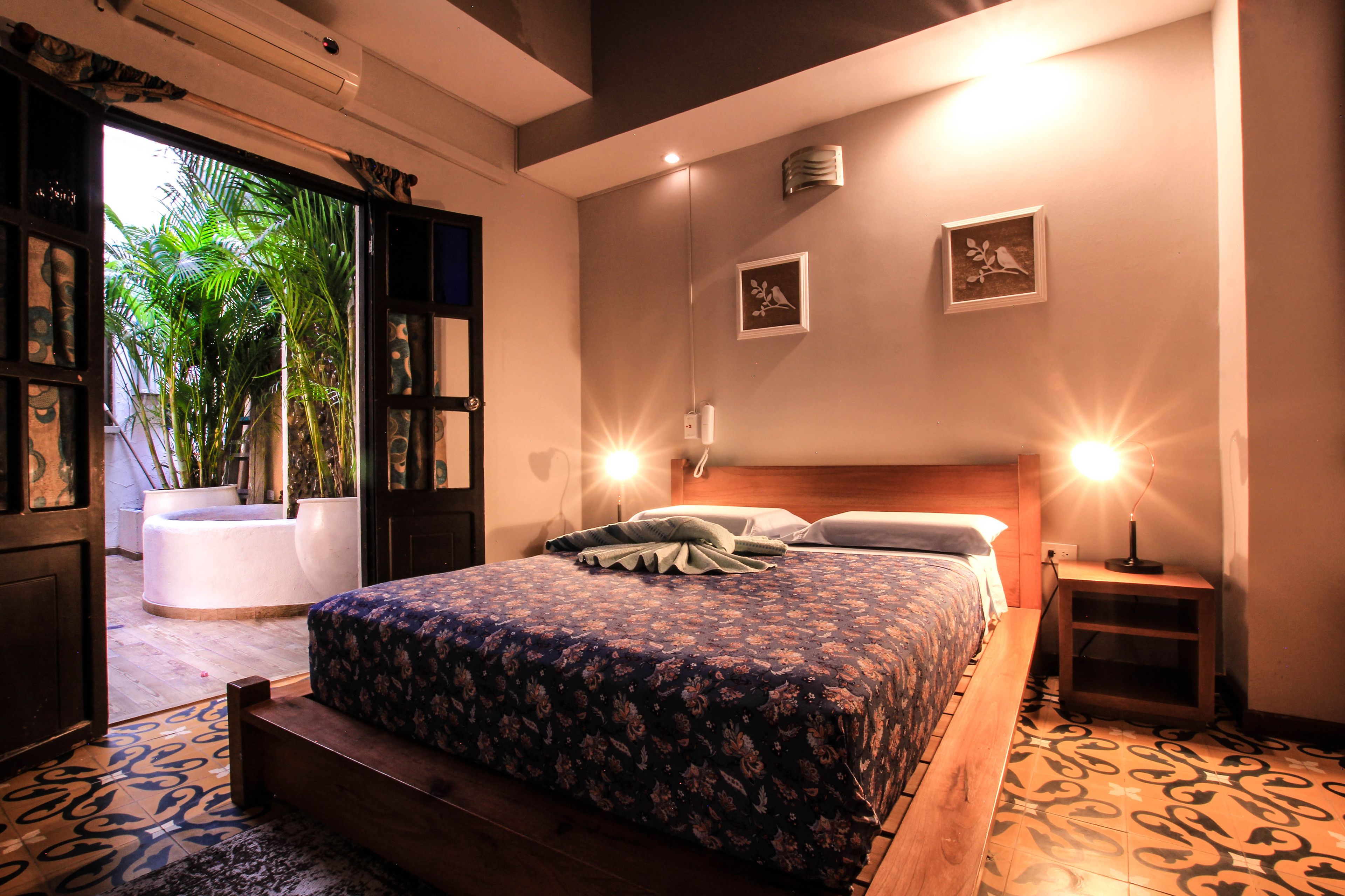 standard double room | hypo-allergenic bedding, minibar, soundproofing, iron/ironing board