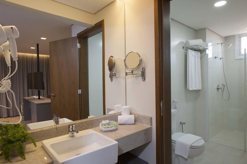 1 bedroom, premium bedding, minibar, in-room safe