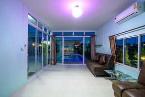 Lobby sitting area