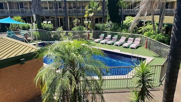 Outdoor pool, sun loungers