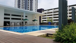 Outdoor pool - Ayer at 8 Putrajaya Guesthouse (Putrajaya)