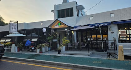 Mokpo White Windmill Guesthouse