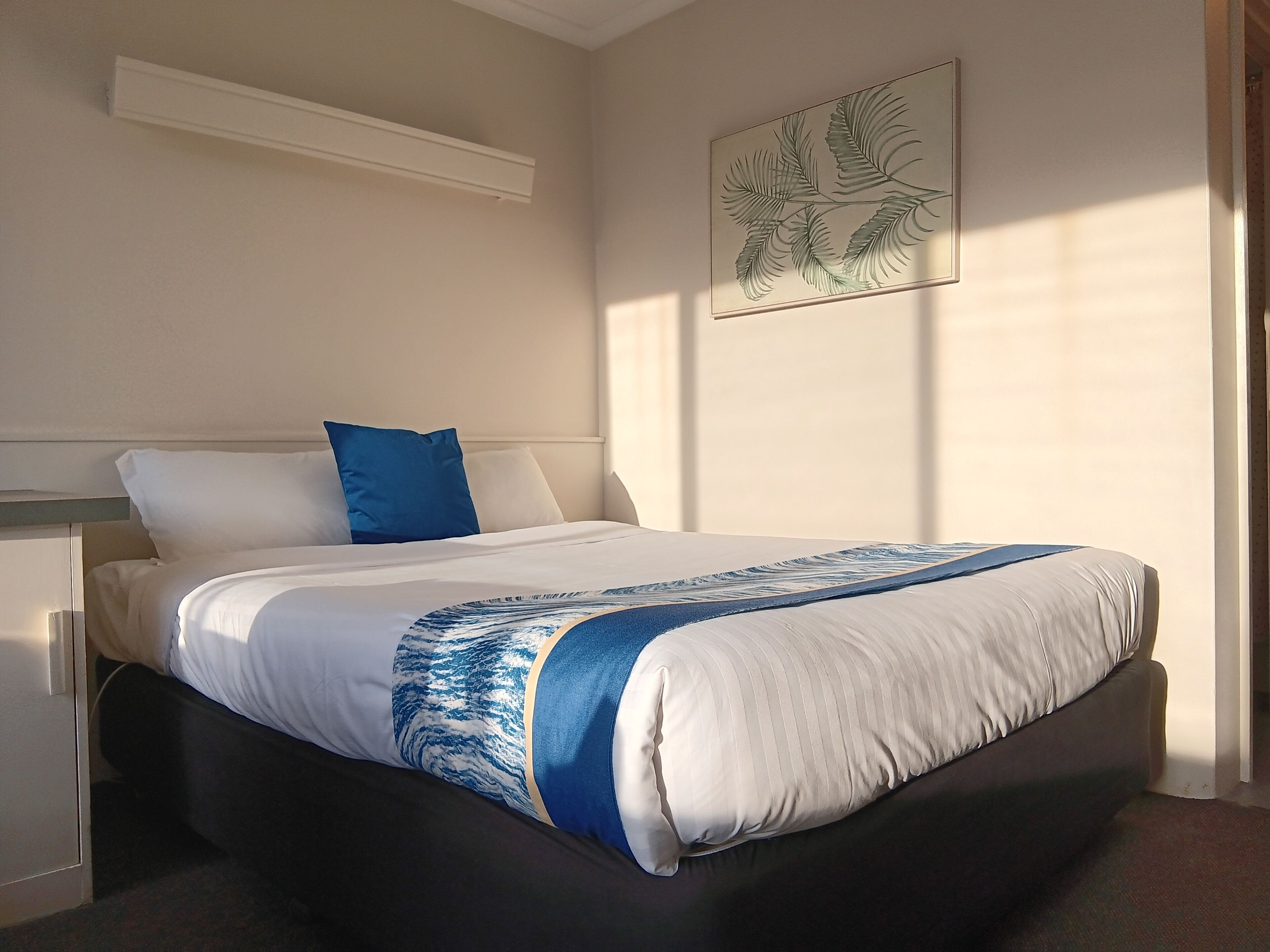 Motel Family | WiFi (free), individually decorated, bed sheets