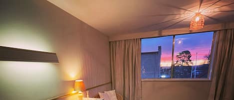 Studio, plusieurs lits (Self-Contained) | Décoration personnalisée, Wi-Fi gratuit, draps fournis