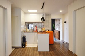 Private kitchenette - Hongdae Sopoong the Urban (Seoul)