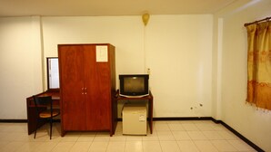 Standard Twin Room | 客室の設備とサービス
