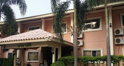 Narasiri Service Apartment