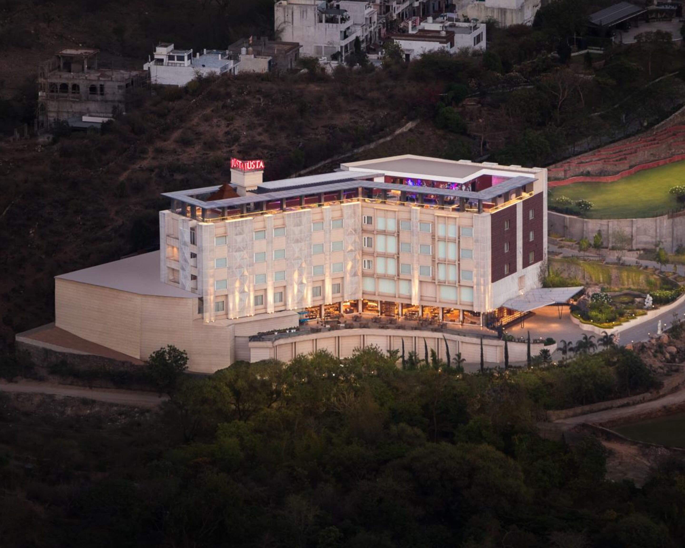 Foto - juSTa Luxe Sajjangarh Resort & Spa, Udaipur