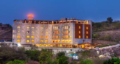 juSTa Sajjangarh Resort & Spa