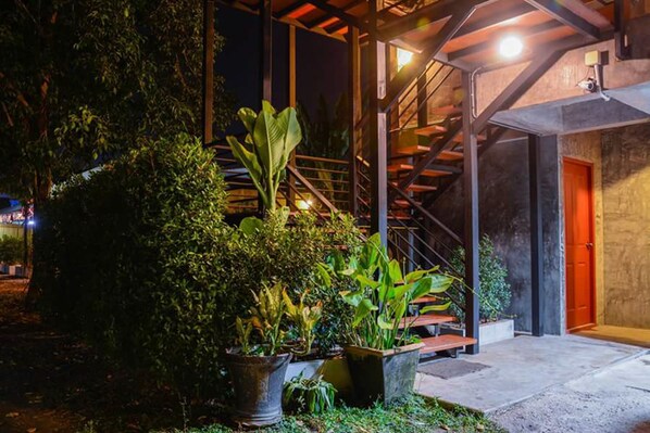 Terrace/patio - Suntisuk Place (Prachin Buri)