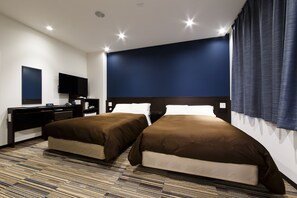 雙床房 | 書桌、免費 Wi-Fi