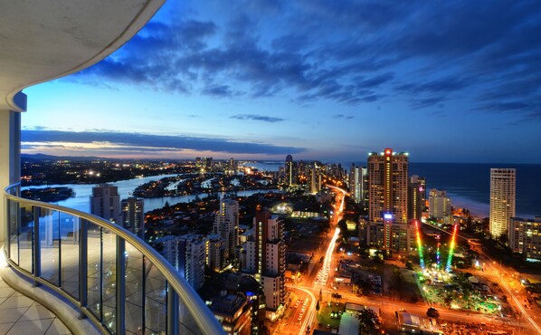 Apartment, 3 Bedrooms, 2 Bathrooms (Apartment 2382) | City view