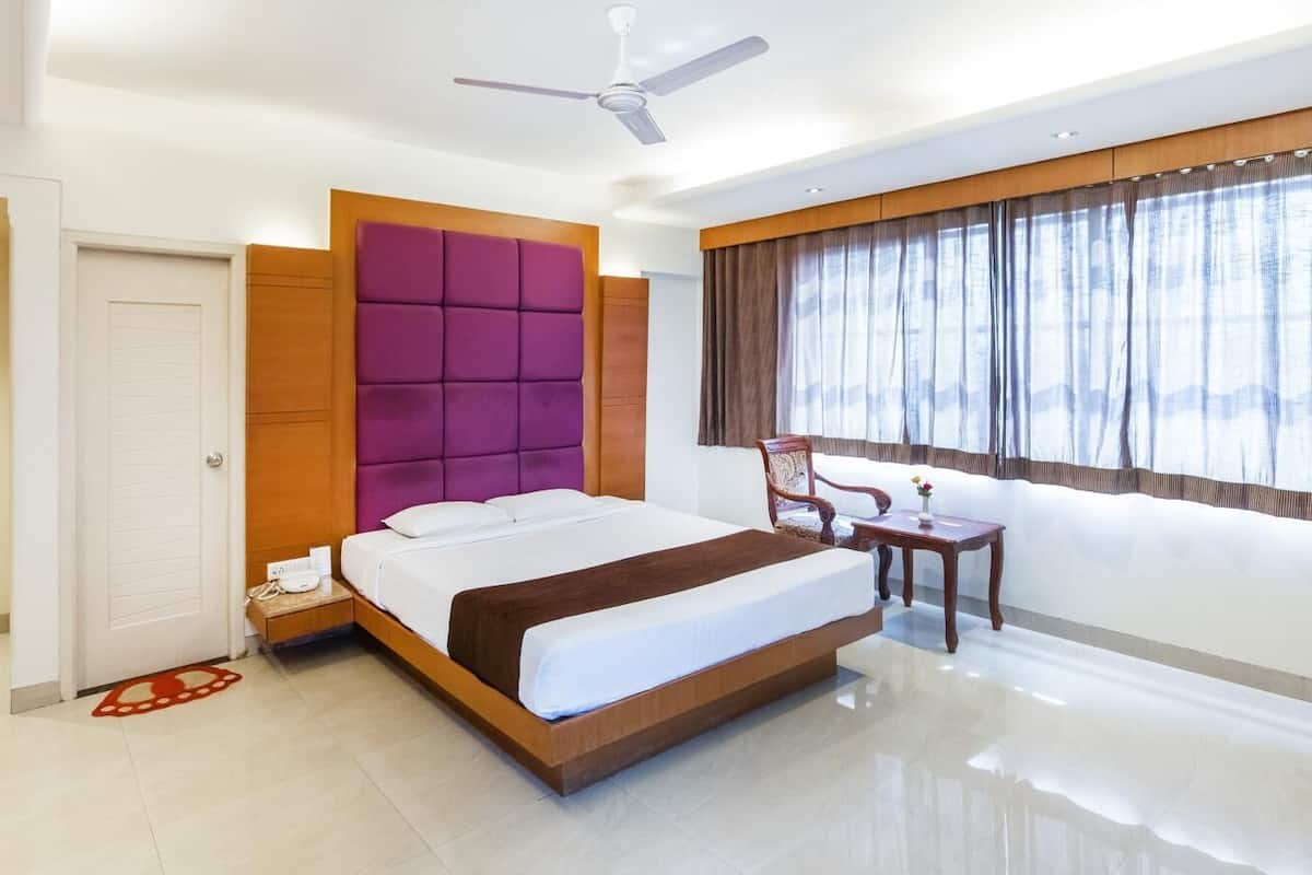 Platinum Room