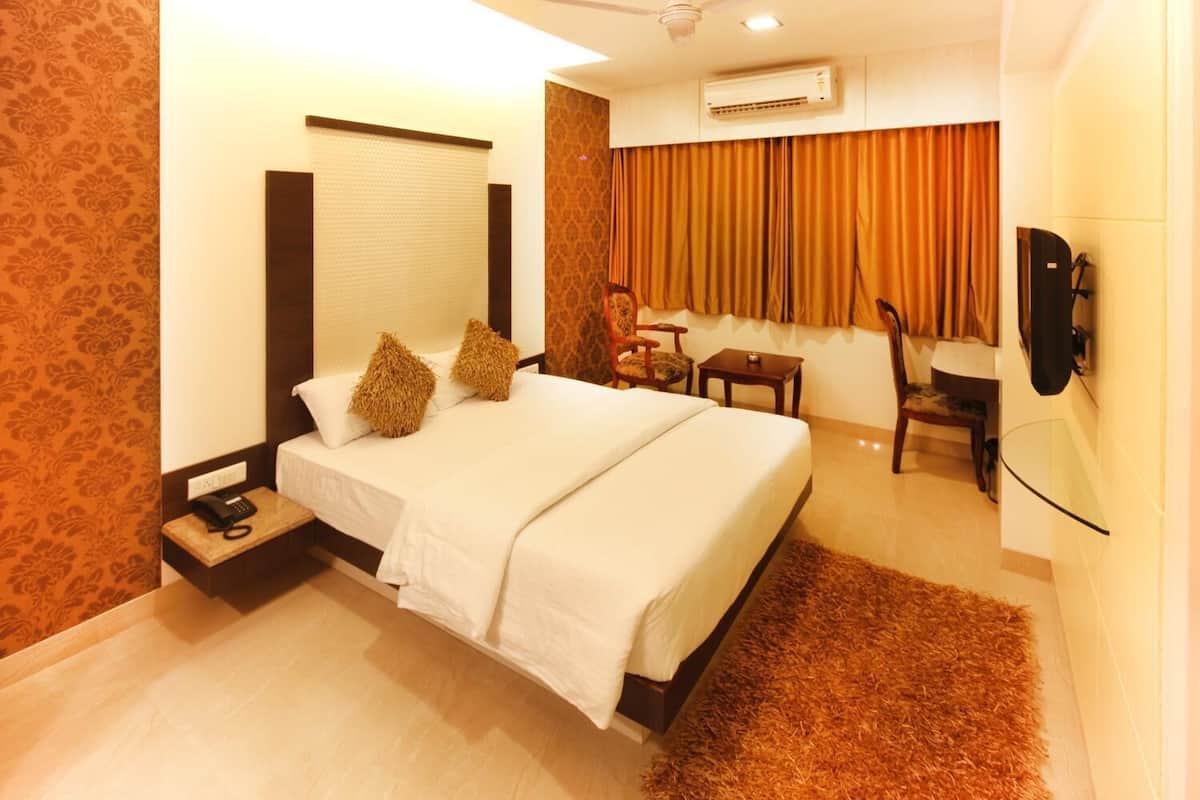 Diamond Room